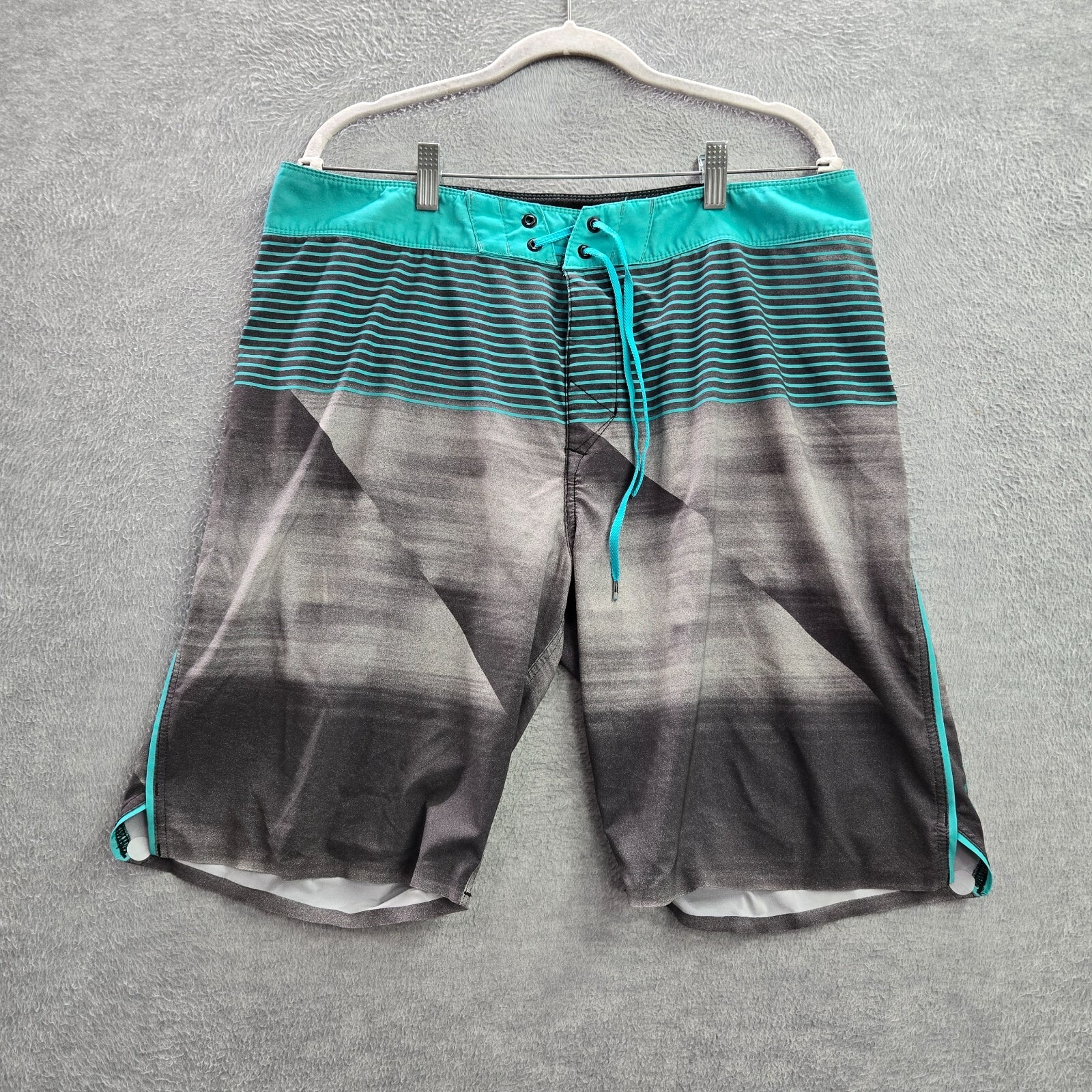 Fox Men Swimwear 36 Gray Striped Knit H2o Board Shorts Polyester Elastane Logo